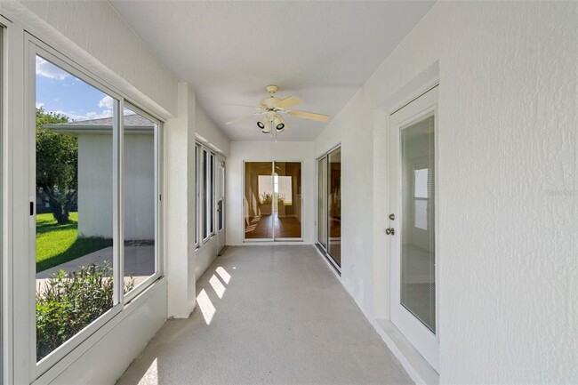 Building Photo - 26908 Honeymoon Ave
