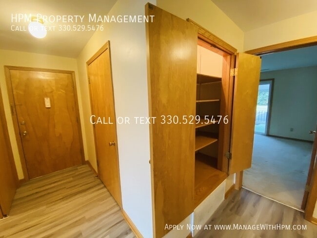 Building Photo - 7165 Starcliff Ave NW
