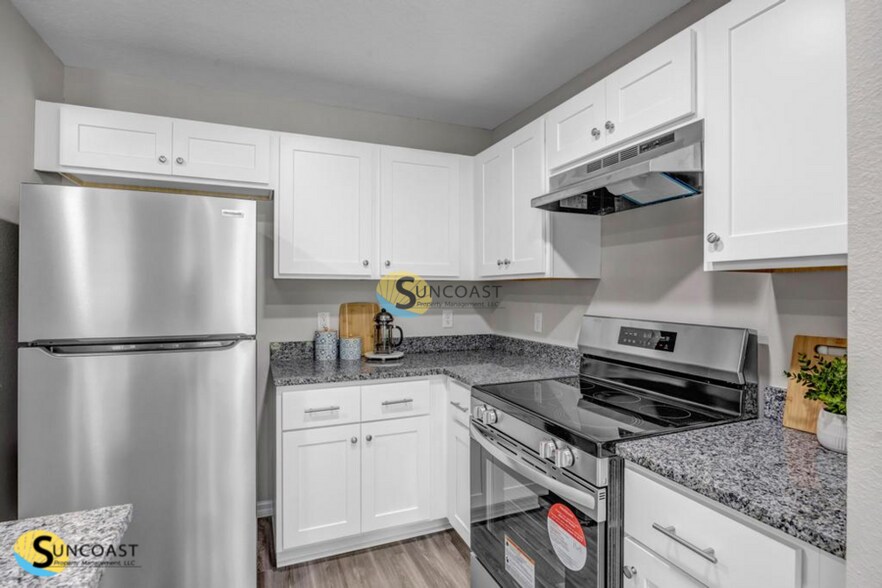 Building Photo - 9580 Hood Rd