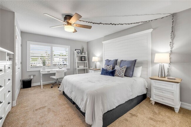 Building Photo - 2100 N Peninsula Ave