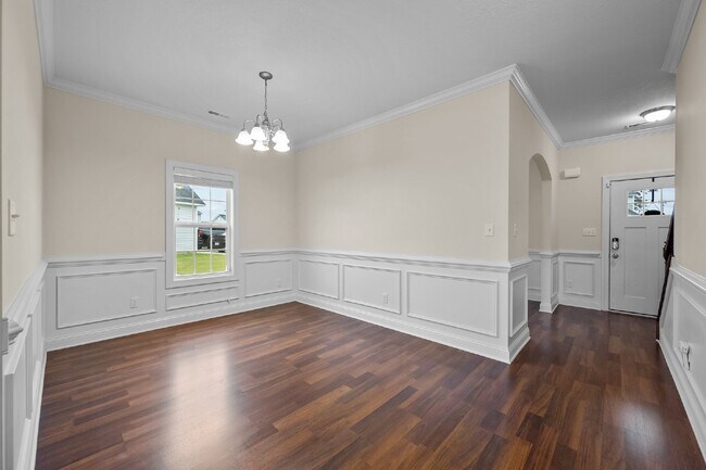 Building Photo - 304 Little Egret Ln