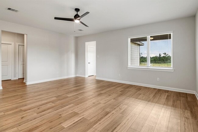 Building Photo - 15691 Honey Cv Dr