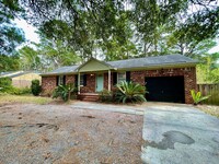 Building Photo - Available 1/27. Great 4 BR Home with Detac...