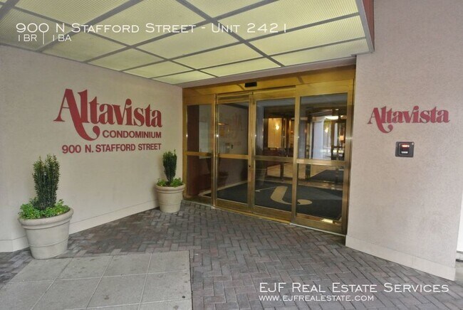 Building Photo - 900 N Stafford St