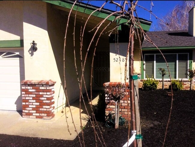 Building Photo - Lovely Single-Story Livermore Home Near Downtown | 3 Bed, 2 Bath