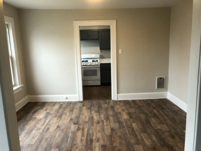 Building Photo - 2017 13th Ave