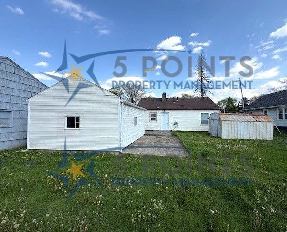 Building Photo - 1026 Francis Ave SE