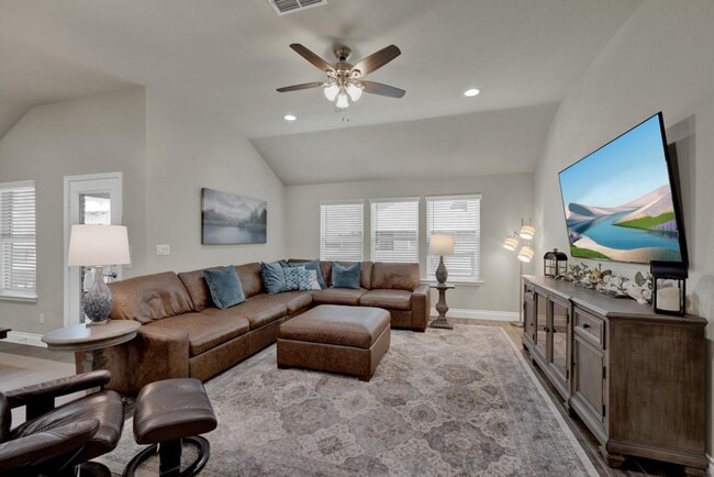 Building Photo - 2287 Gran Cielo Trl