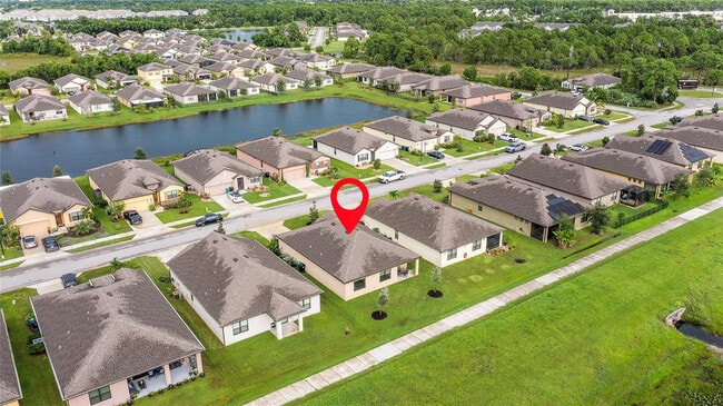 Building Photo - 6295 NW Regent St