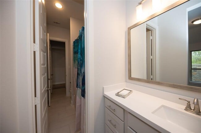 Building Photo - 4430 Windy Oaks Dr