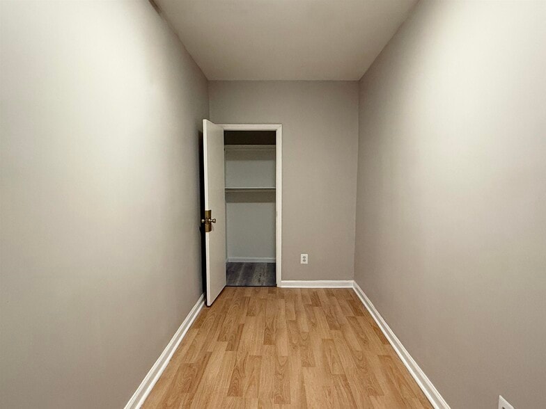 Building Photo - 294 Virginia Ave