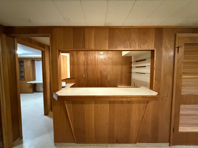 Building Photo - Charming 4-Bedroom Ranch Near Downtown Littleton!!