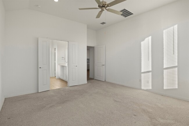 Building Photo - 233 Cherryvale Ln