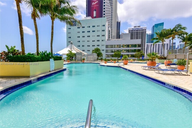 Building Photo - 244 Biscayne Blvd
