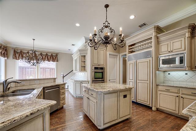 Building Photo - 5004 Castle Creek Ct