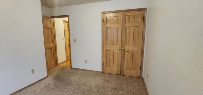 Building Photo - Spacious 3-Bedroom Home on a Quiet Cul-de-Sac in McKinleyville