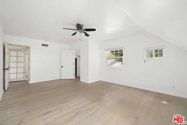 Building Photo - 4309 Gentry Ave