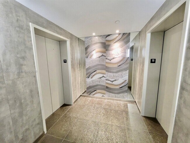 Building Photo - 92 SW 3rd St