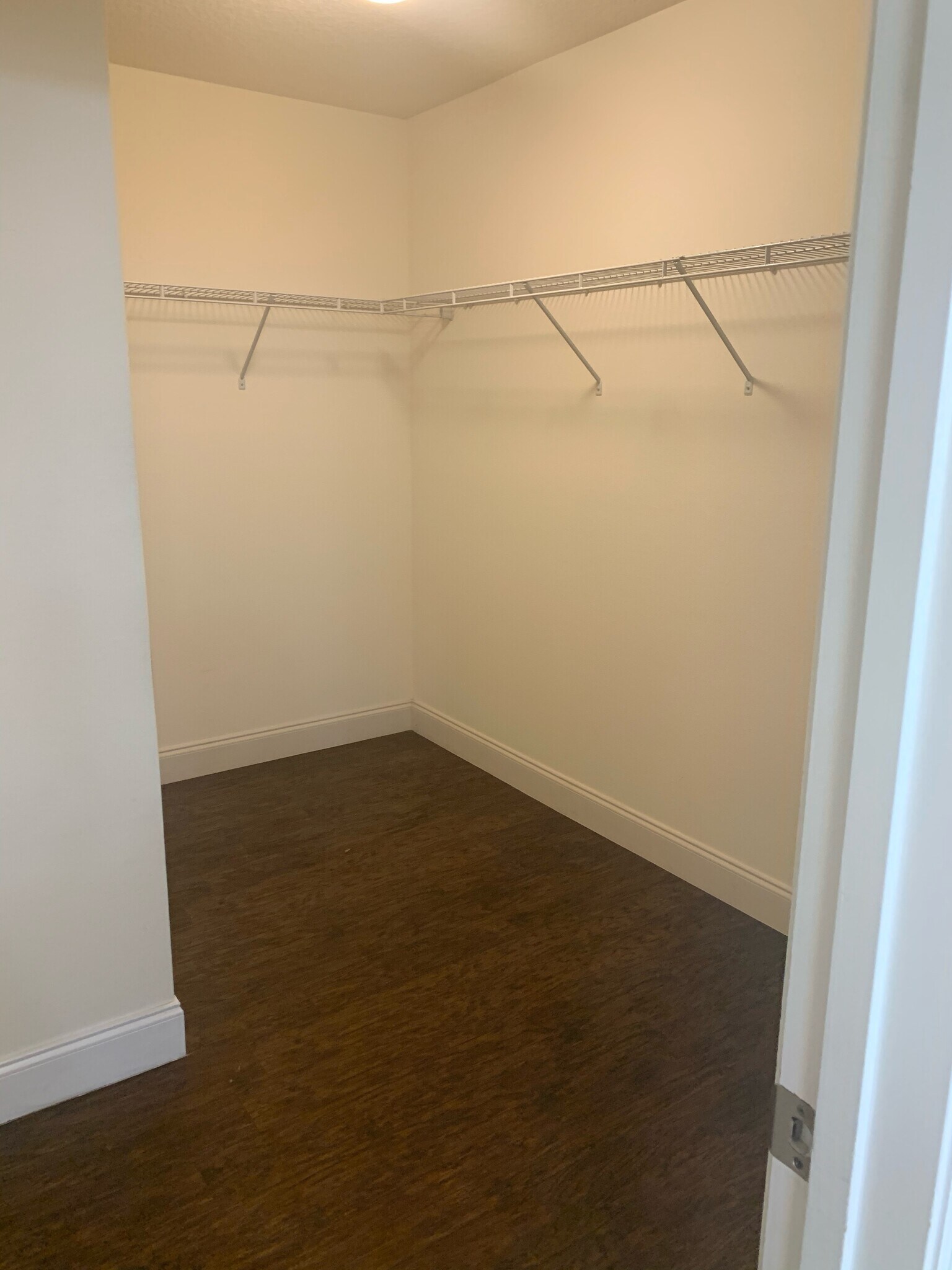 Building Photo - 2744 Stanwood Dr