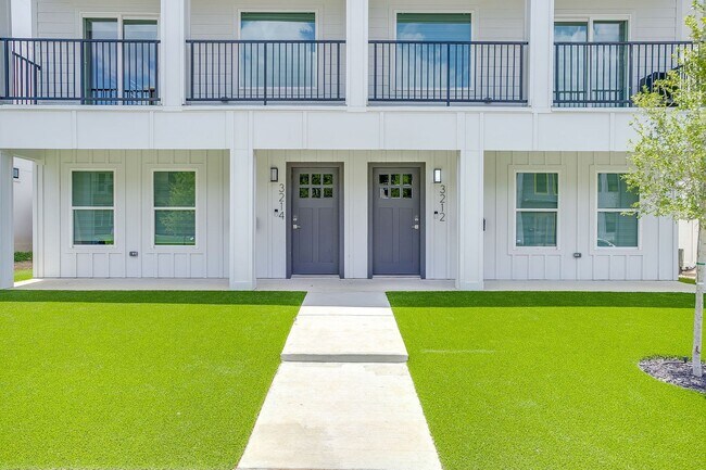 Building Photo - 3214 Forest Park Blvd