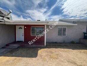 Building Photo - 1360 1/2 Nancy St-