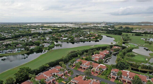 Building Photo - 9318 NW 50th Doral Cir S