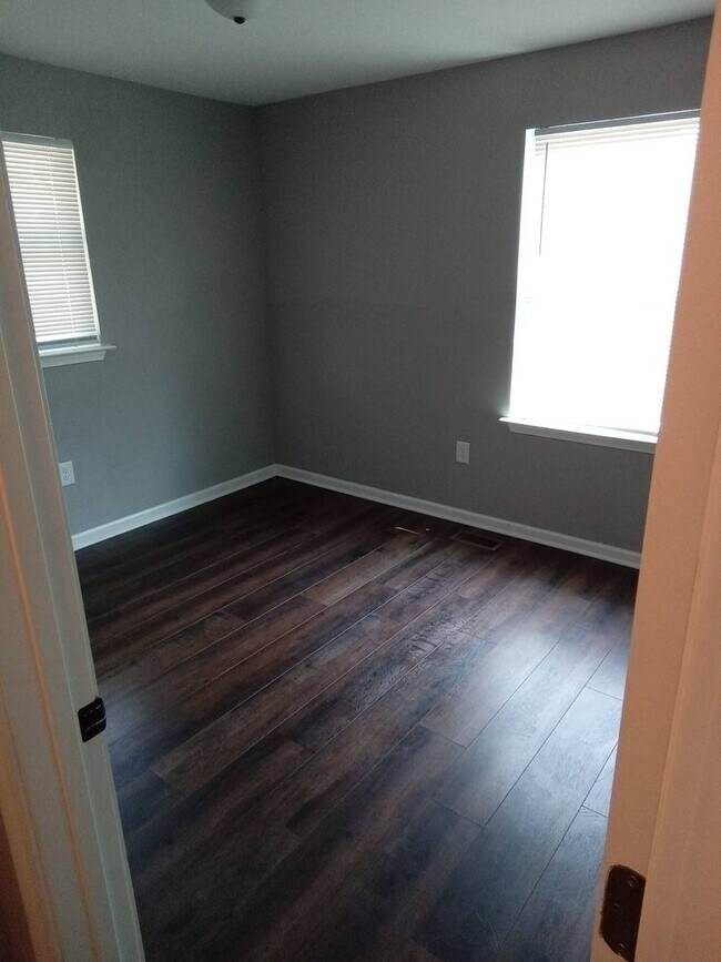 Building Photo - Updated Ranch Home with Lots of Space!   COMING SOON!