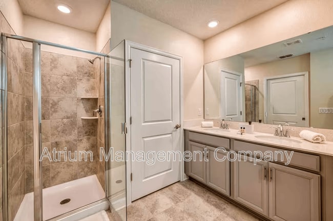 Building Photo - 631 Ocean Course Ave