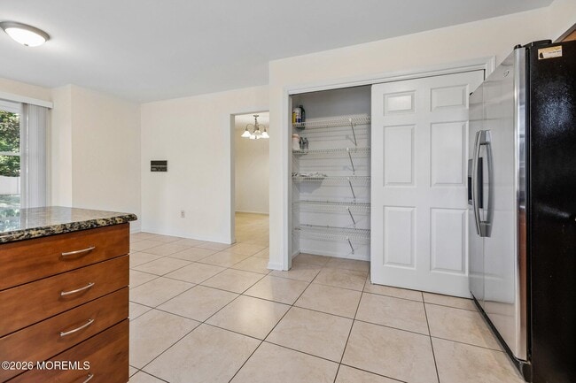 Building Photo - 157 Northampton Dr
