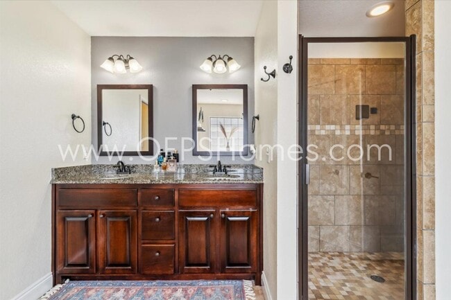 Building Photo - 8170 Tavira St
