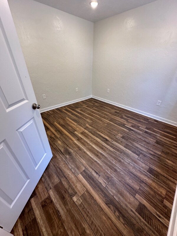 Building Photo - 543 Lamb Rd