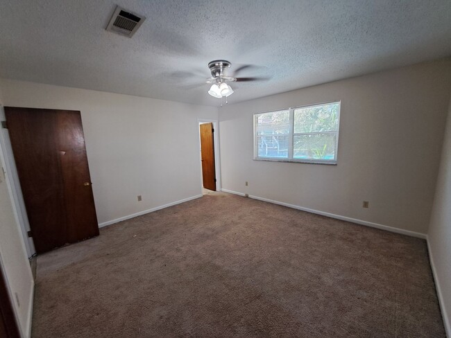 Building Photo - Affordable 3BR/2BA Pool Home