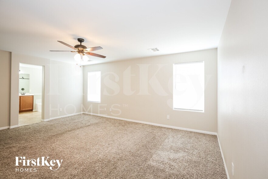 Building Photo - 6217 Escapa Ct