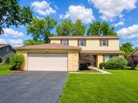 Building Photo - 320 Thistle Dr