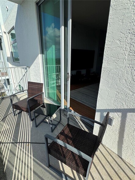 Building Photo - 140 S Dixie Hwy