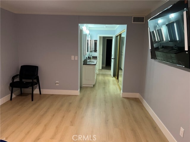 Building Photo - 882 Highpoint Dr