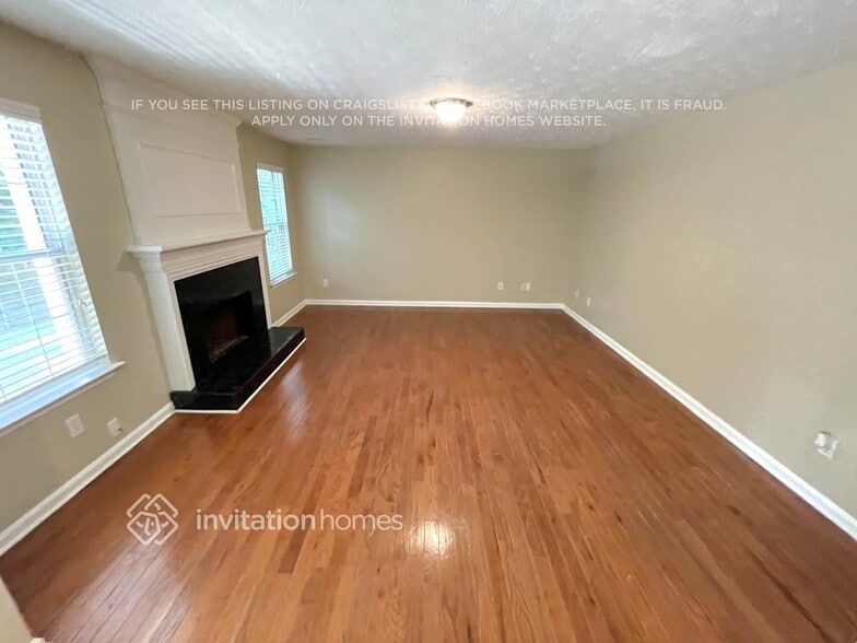 Building Photo - 3344 Vineland Dr SW