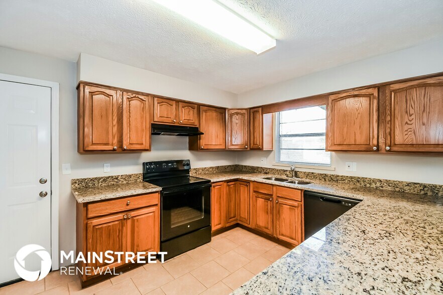 Building Photo - 1113 Grove Park Dr S