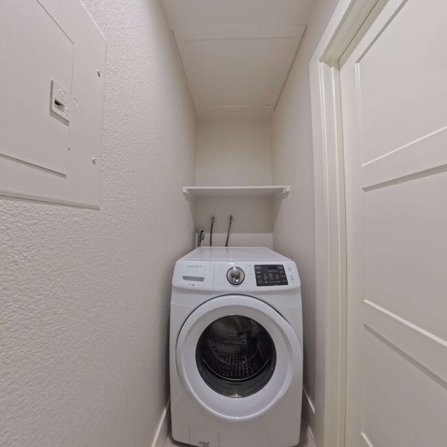 Building Photo - Highly Remodeled | Customer Closets | Gated Community