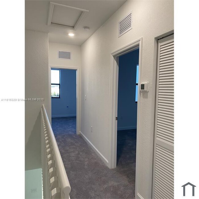 Building Photo - 12131 NW 23rd Ct