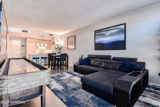 Building Photo - 30 Melrose Terrace