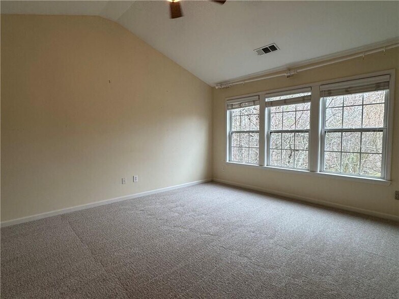 Building Photo - 15 Hawnley Trace