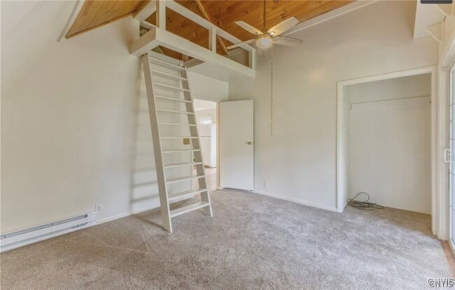 Building Photo - 1607 Burnet Ave