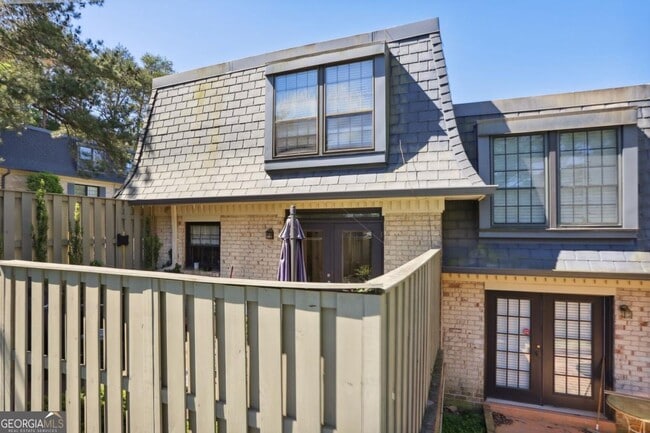 Building Photo - 73 La Rue Pl NW