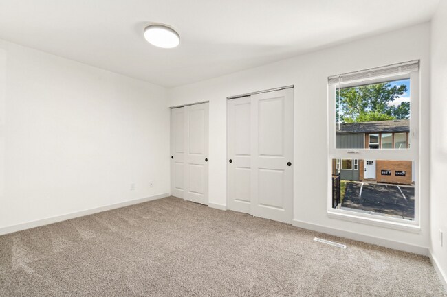 Building Photo - 1618 Banyan Dr