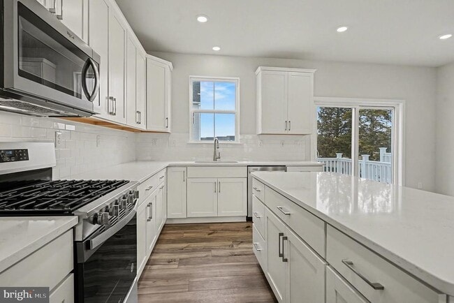 Building Photo - 1277 Fillmore St