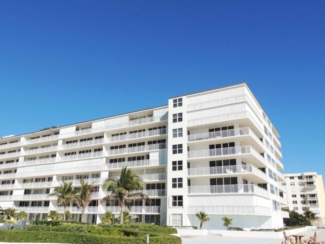 Building Photo - 3546 S Ocean Blvd