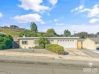 Building Photo - Stunning 3BD/2BA Home in Allied Gardens w/...