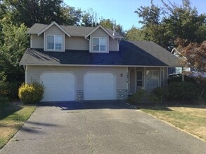 Building Photo - 14016 80th Avenue Ct E