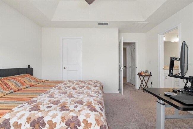 Building Photo - 5004 Skyview Ln